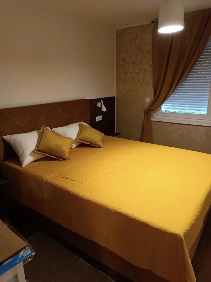 Valkane Pula Apartment